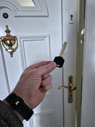 Betörésvédelem és heveder zárbetét csere 18. kerület